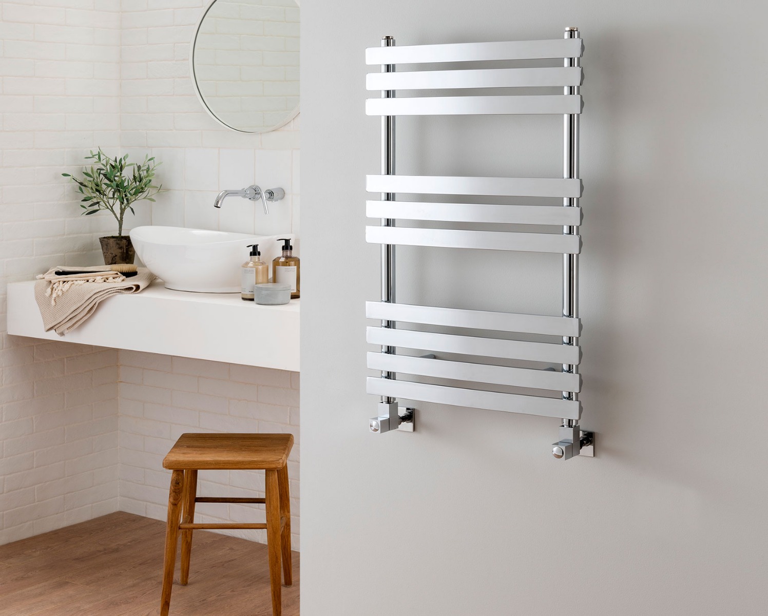 Contemporary Arc Towel Rail Dual Energy-Chrome 828x500