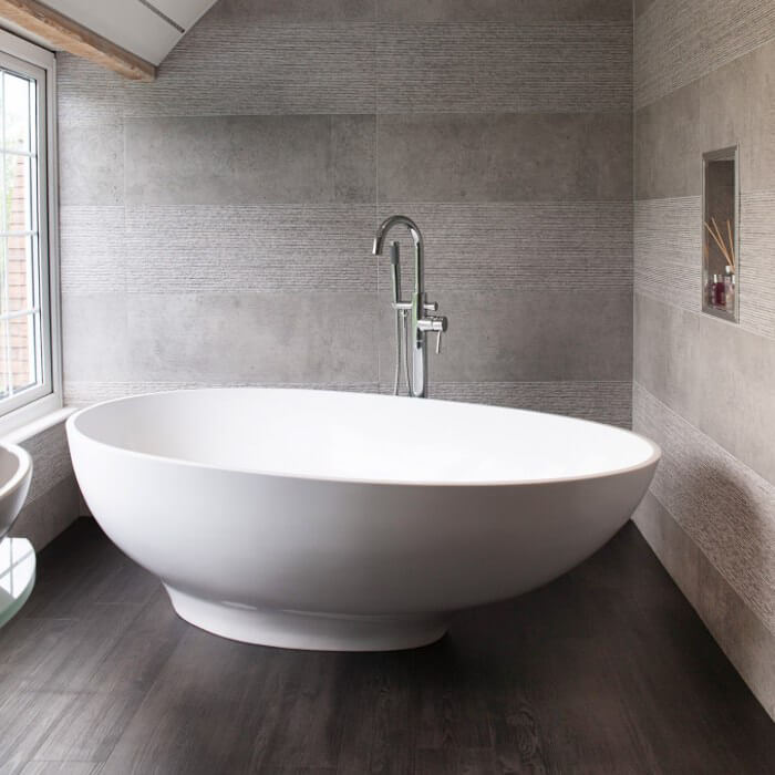 Gio Bath 1645X935mm