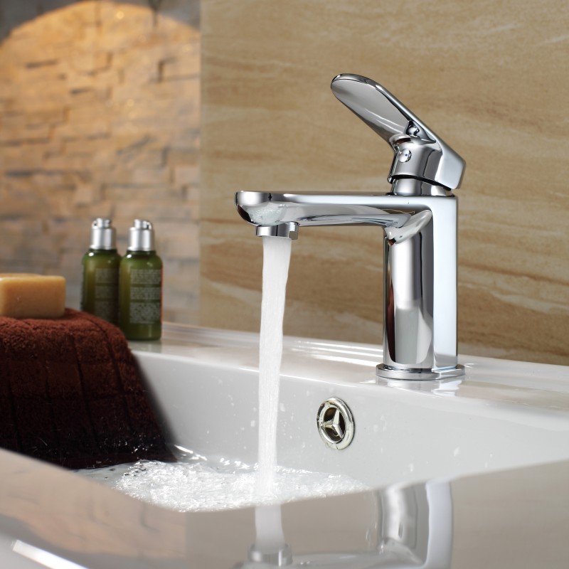 Florin single lever basin mixer with click clack waste (FLR291)