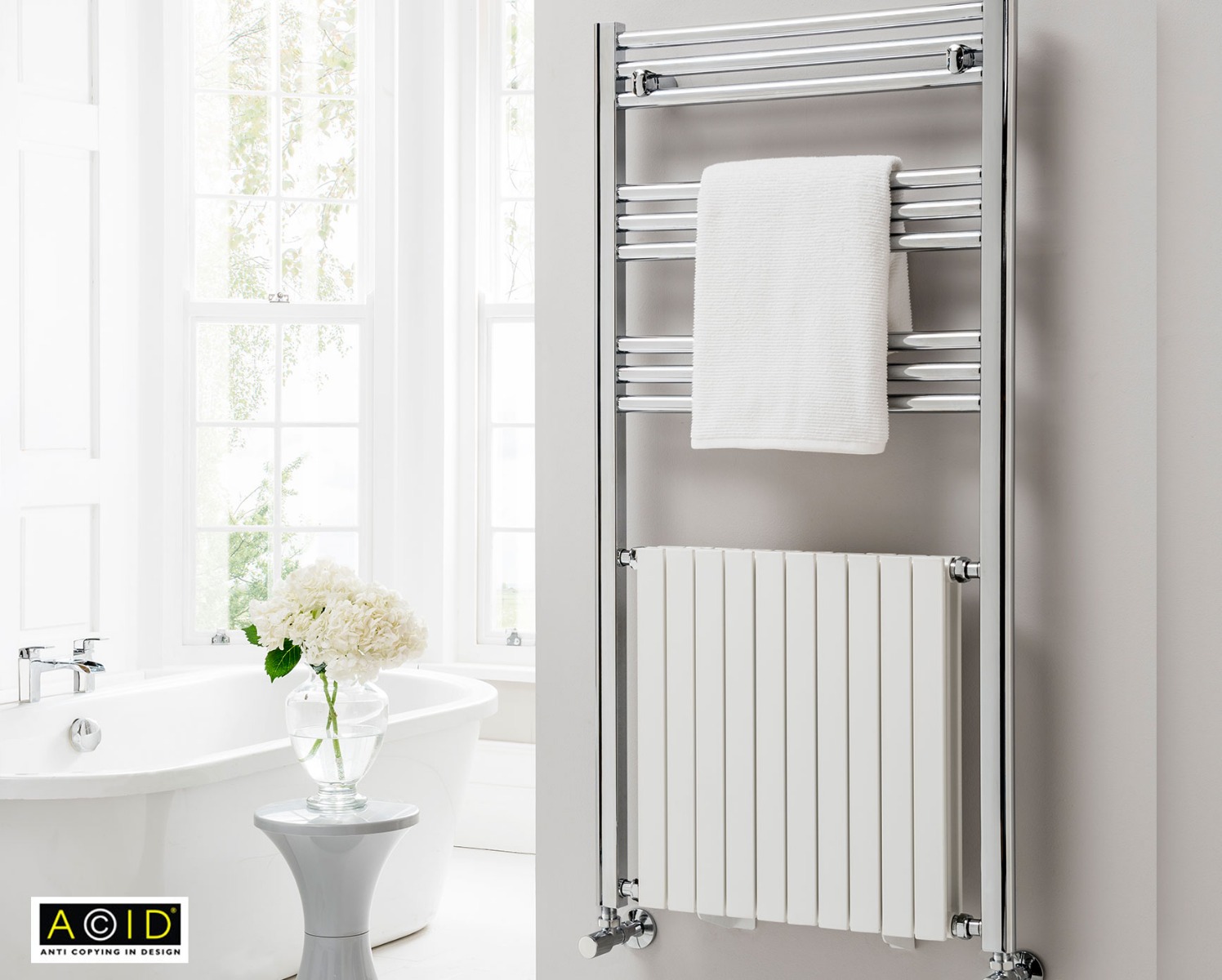 Contemporary Harmonique Towel Rail Electric-Chrome 1200x600