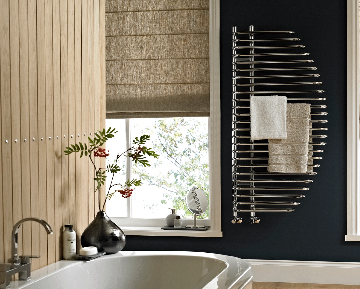Contemporary Marine Heating Only - Chrome 1400x600 