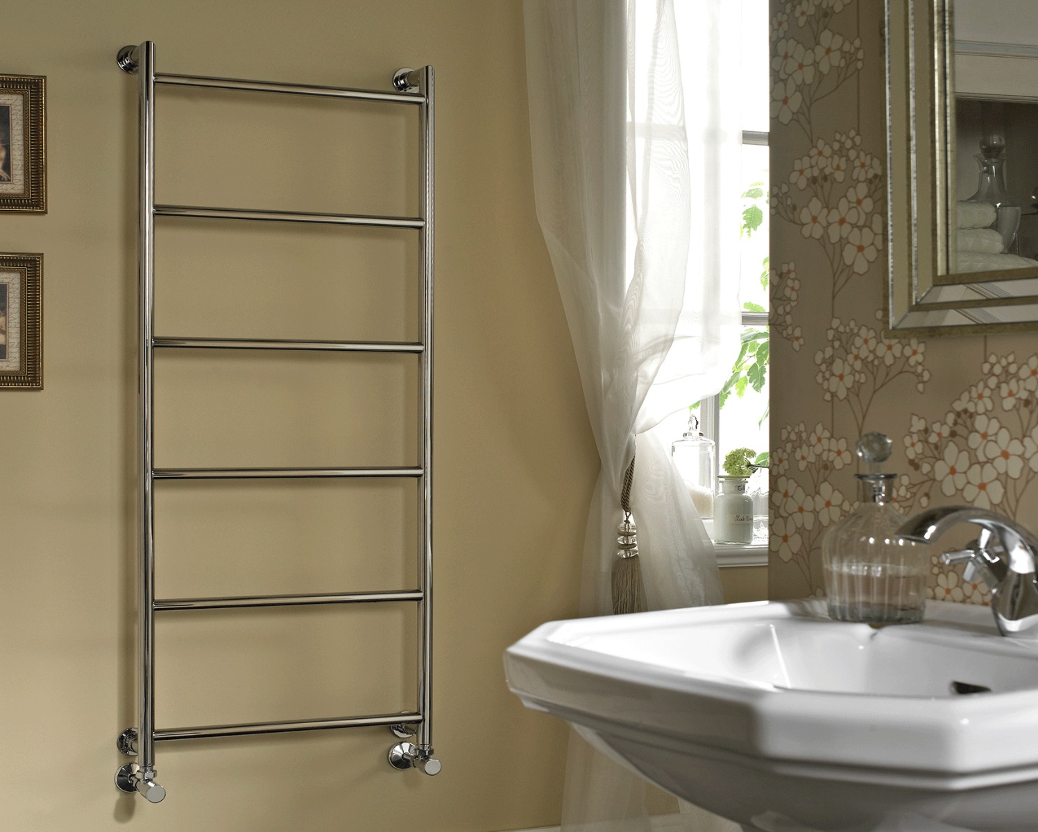 Contemporary Vivid Towel Rail Dual Energy -Chrome 750x450